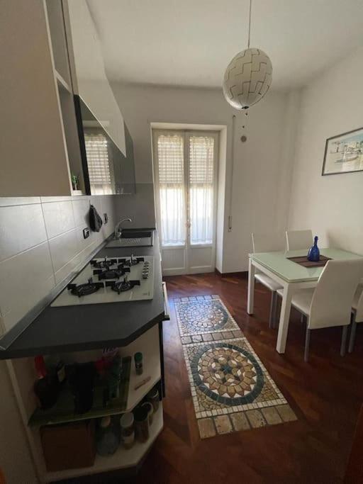 Apartmán Center Rome A Pochi Passi Dal Colosseo Exteriér fotografie